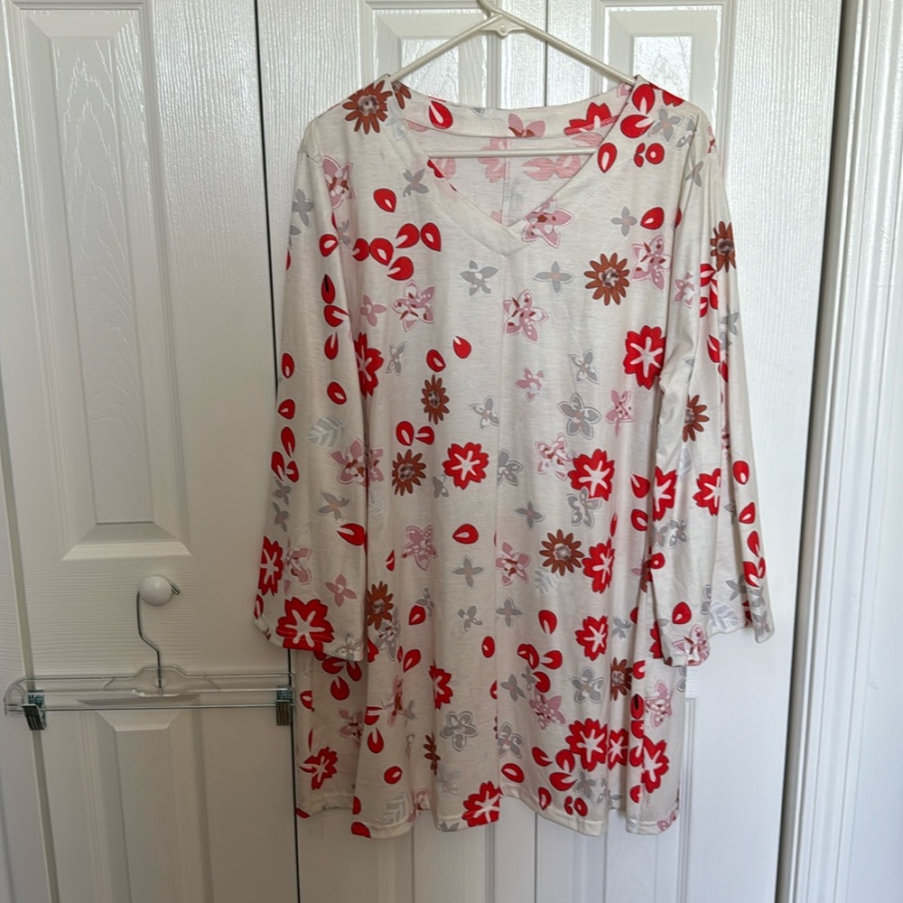 Tunic blouse size 1XL